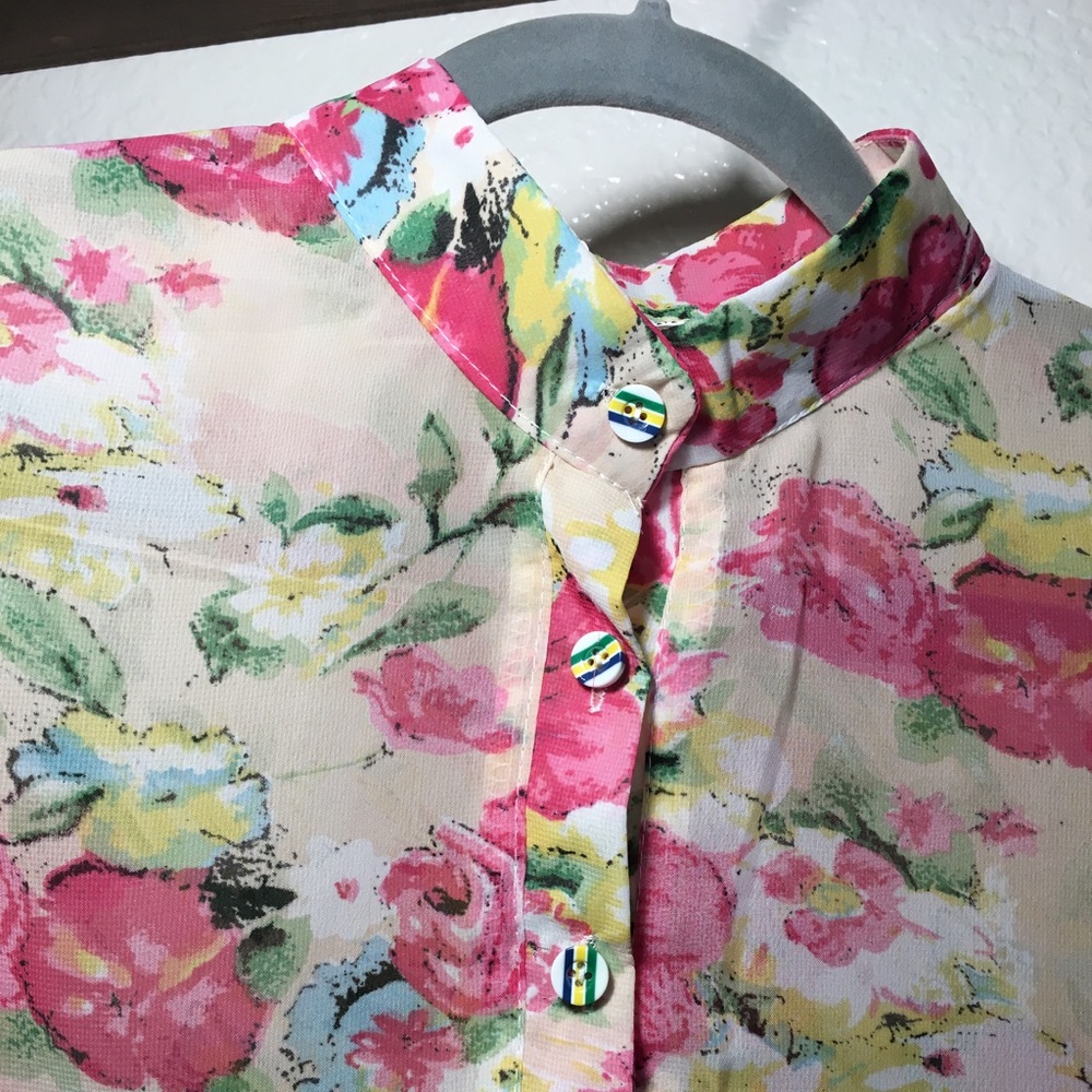 Floral Blouse with Button Detail